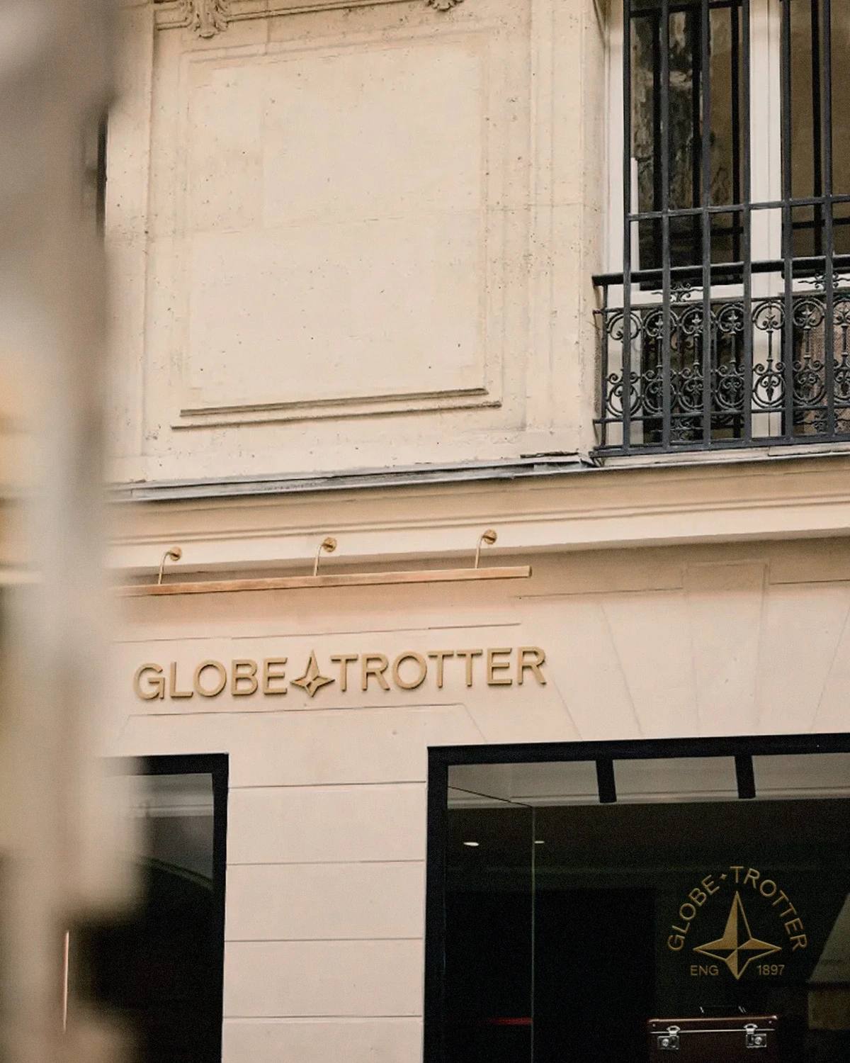 Globe-Trotter