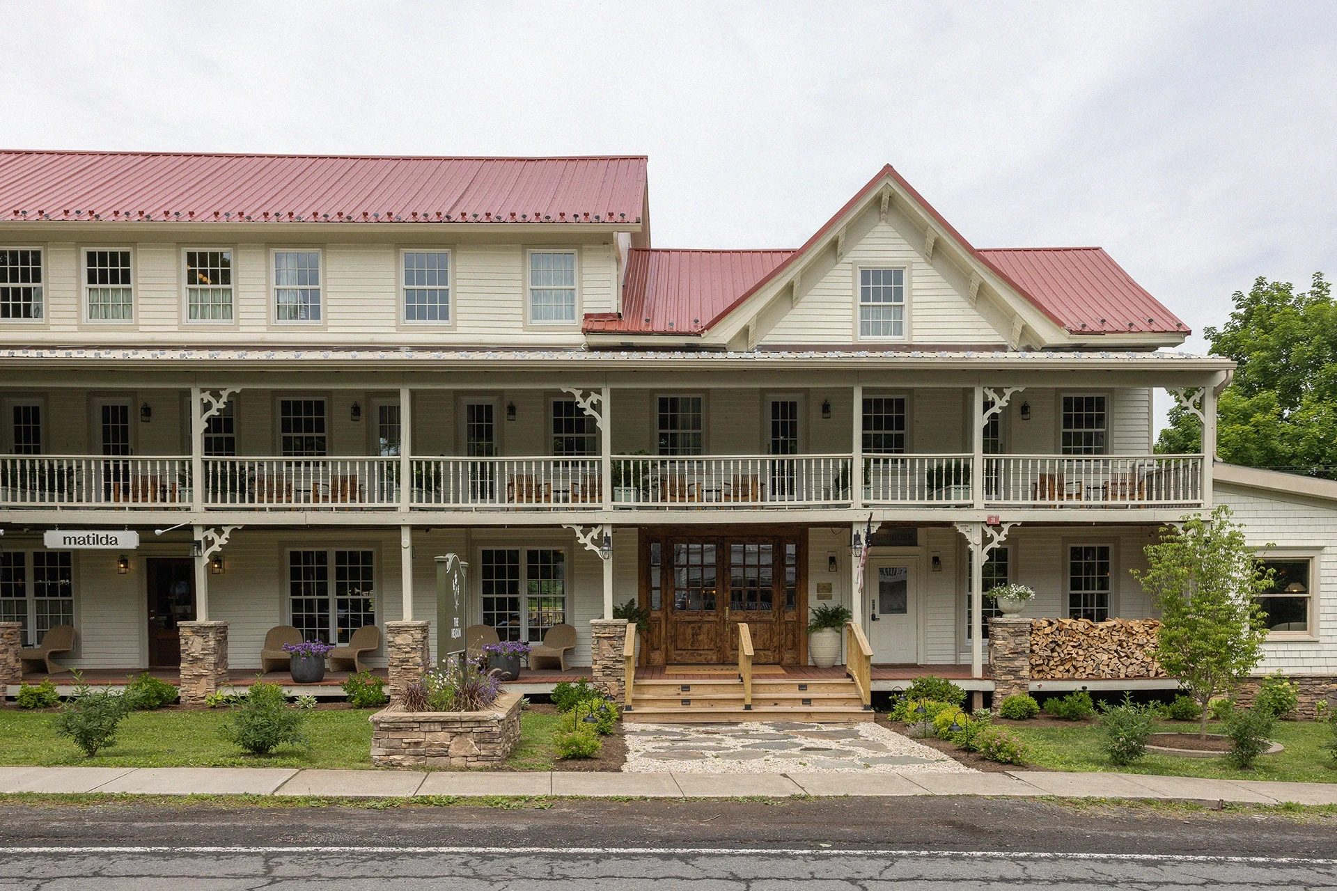 Henson Hotel